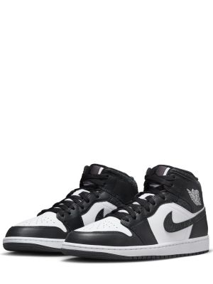 Sneakerși Nike Jordan