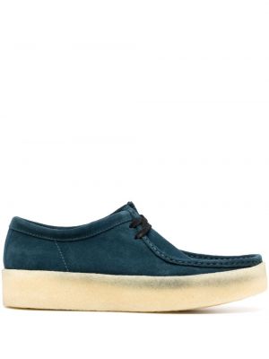 Pantofi loafer cu șireturi din piele de căprioară din dantelă Clarks Originals albastru