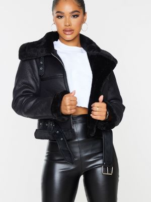 Куртка с поясом из искусственной кожи Prettylittlething черная