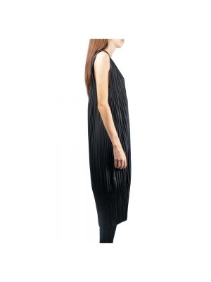 Sukienka midi z głębokim dekoltem Issey Miyake czarna