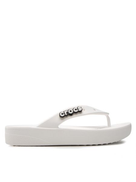 Классические сандалии на платформе Crocs белые