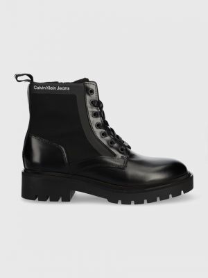 Kotníkové boty na podpatku na plochém podpatku Calvin Klein Jeans černé
