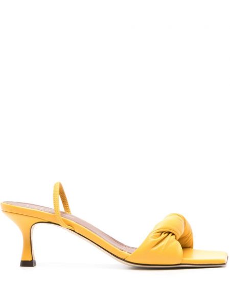 Nahast sandaalid Lorena Antoniazzi kollane