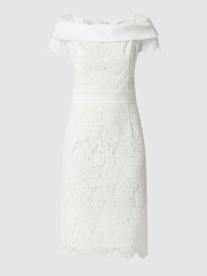 Biała sukienka Apart Glamour