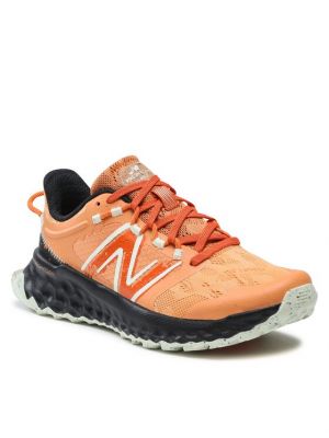 Pantofi New Balance portocaliu
