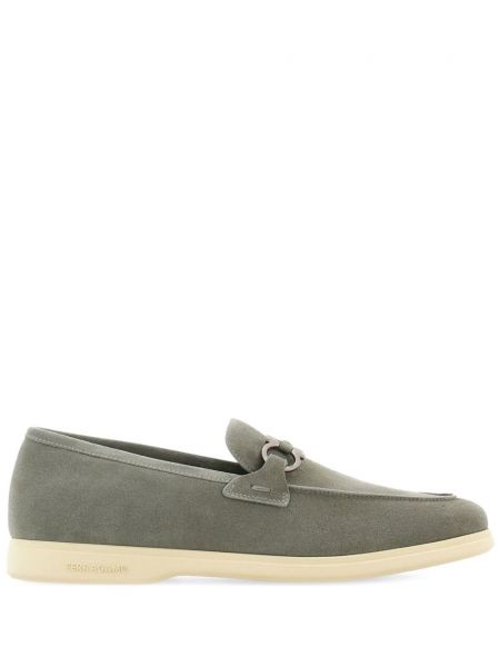 Loafers en suède Ferragamo gris