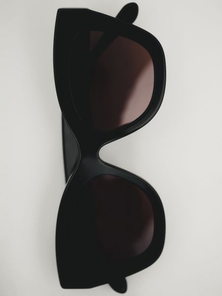 Очки солнцезащитные Massimo Dutti черные