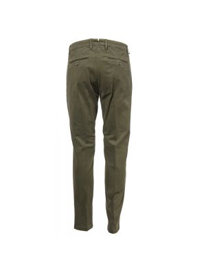Pantalones chinos de algodón con bolsillos Siviglia verde