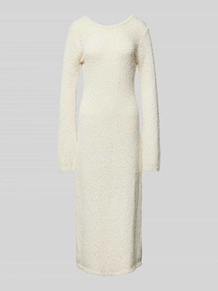 Dzianinowa sukienka midi Gina Tricot biała