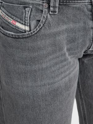 Прямые джинсы Diesel серые