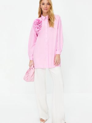 Gėlėta medvilninė marškiniai su aplikacija Trendyol rožinė