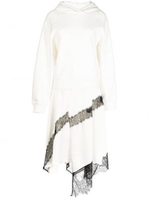 Čipkované asymetrické midi šaty s kapucňou Goen.j biela