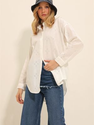 Oversized ľanová košeľa Trend Alaçatı Stili biela