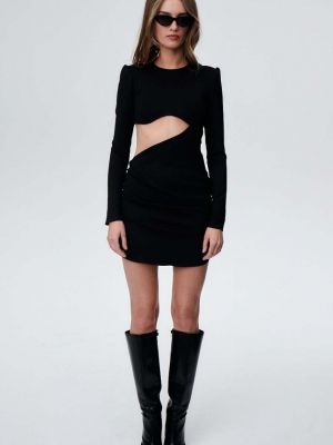 Sukienka mini dopasowana Undress Code czarna