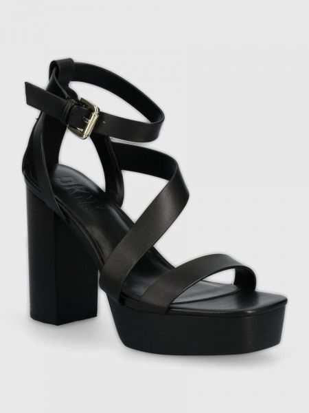 Černé kožené sandály Dkny