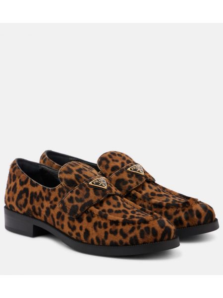 Leopardmønstret loafers med print Prada brun