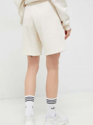 Melange magas derekú rövidnadrág Adidas bézs