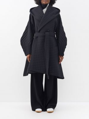 Стеганое пальто из ракушки с поясом Issey Miyake черный