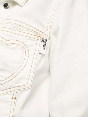 Джинсовая куртка с вышивкой Love Moschino белая