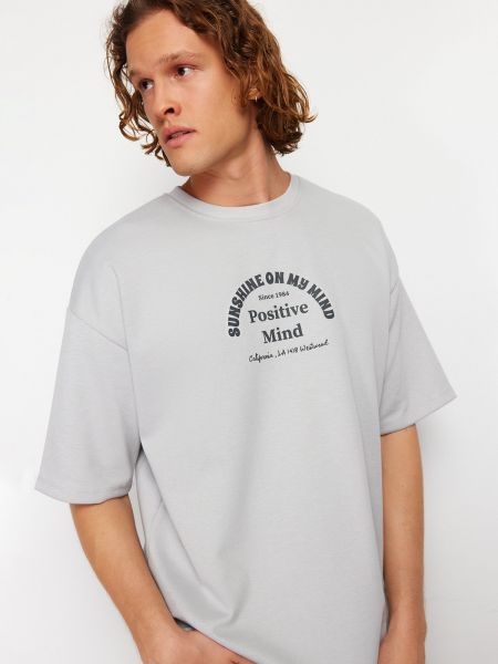 Oversized μπλούζα με σχέδιο Trendyol