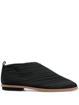 Pantofi loafer slip-on plisate Pleats Please Issey Miyake negru