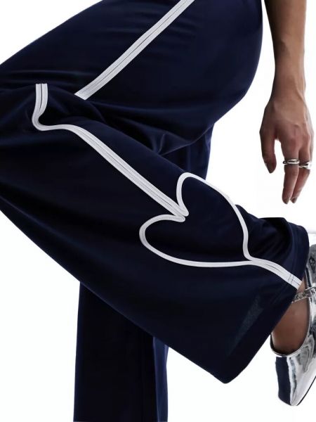 Спортивные штаны с сердечками Monki синие