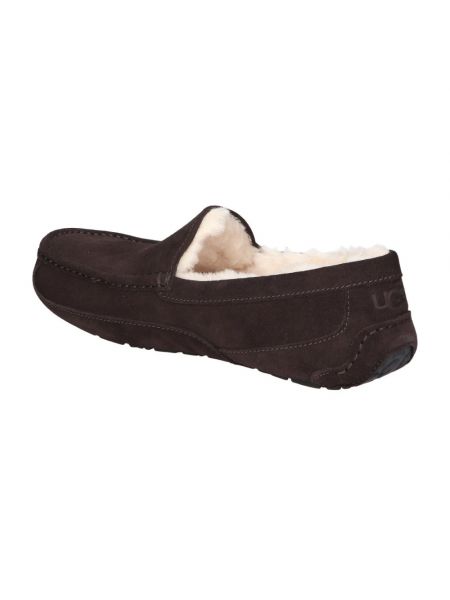 Loafers Ugg marrón