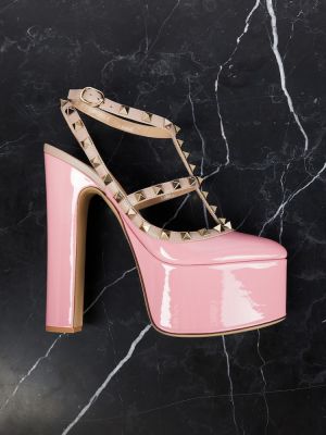 Calzado con plataforma de charol Valentino Garavani rosa