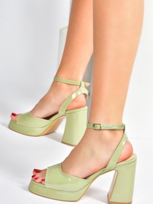 Pantofi din piele cu toc cu platformă Fox Shoes verde