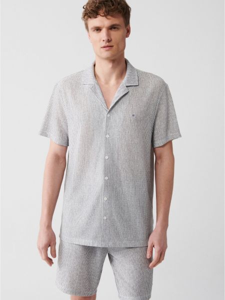 Žakárová pletená košile s krátkými rukávy Avva bílá