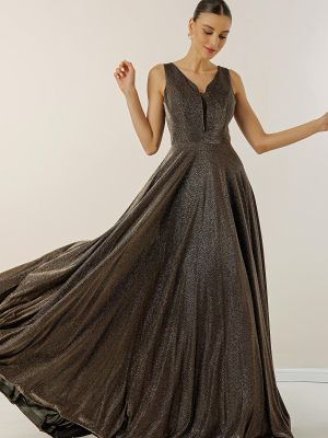 Вечірня сукня з v-подібним вирізом By Saygı