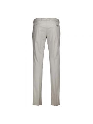 Pantalones chinos Berwich gris