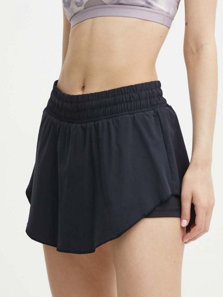 Sportska mini suknja Under Armour crna