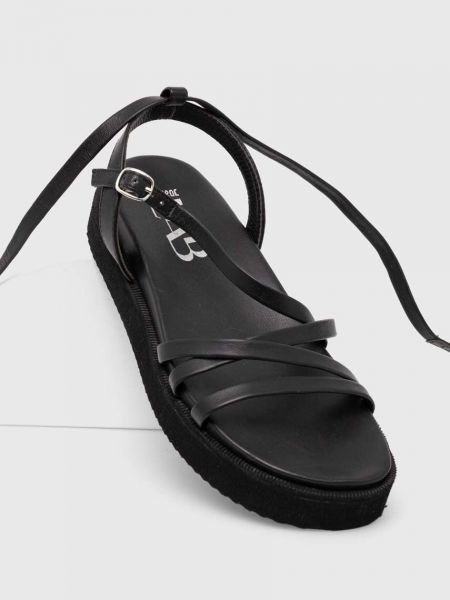 Kožne sandale s platformom Answear Lab crna