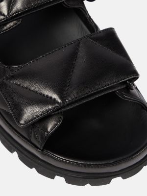 Pikowane sandały skórzane Prada czarne