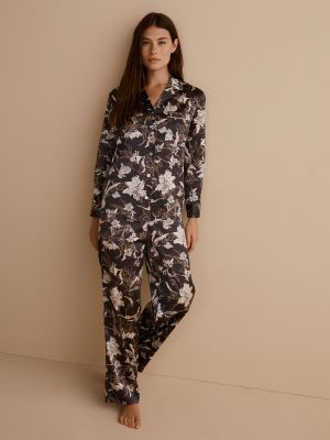 Pijama con estampado énfasis gris