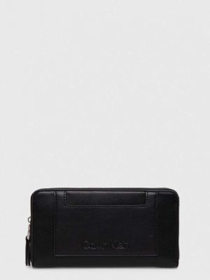 Czarny portfel na zamek Calvin Klein