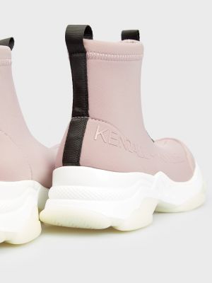 Розовые кроссовки Kendall + Kylie